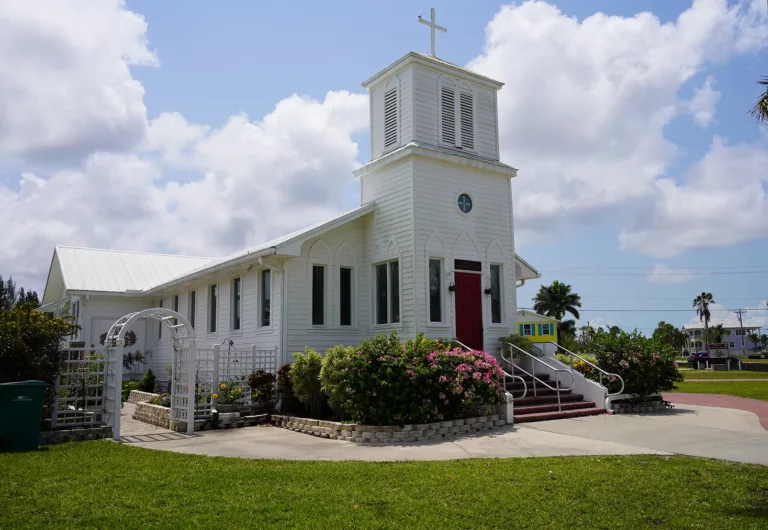 First Baptist Church of Everglades City copyright Denise Wauters DSC01676 1 768x530