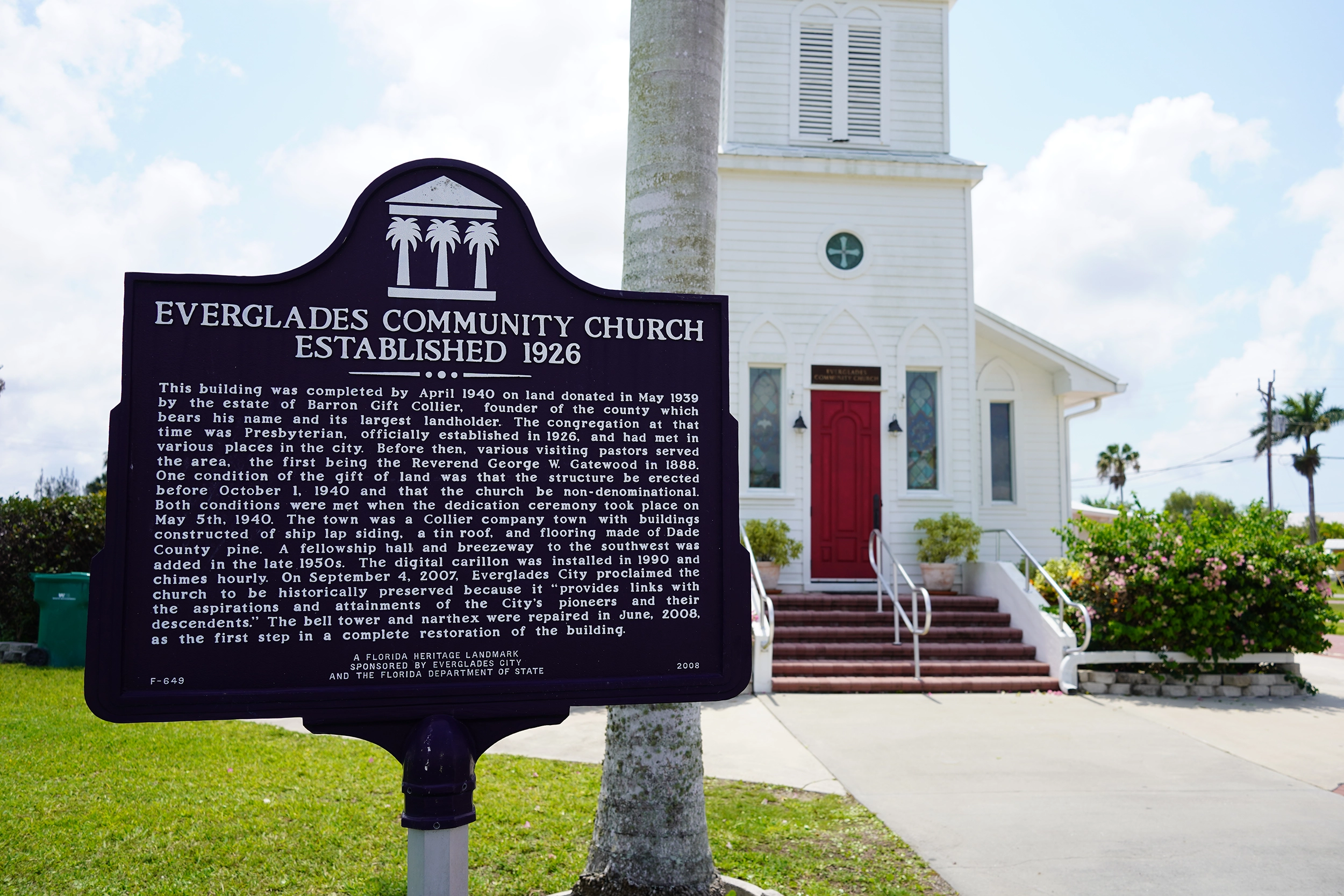 Everglades Community Church Everglades City copy right Denise Wauters