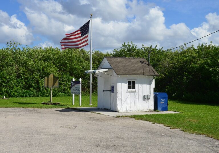 Smallest post office in US By Denise Wauters Copywrite 1025 DSC 6160 min 768x536